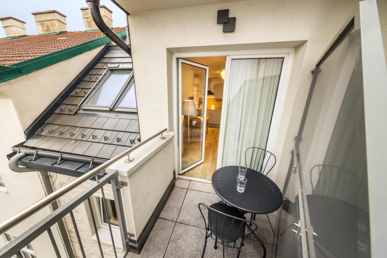 Jimmy's Lory Appart hôtel 3*